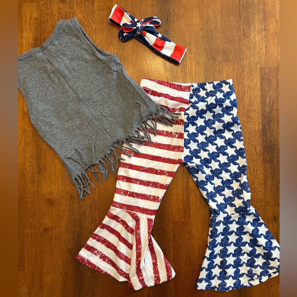 Patriotic Bell Bottom + Fringe Top Outfit | Girls 3-Piece Set | 110 (4-5 Years) - Picture 4 of 4